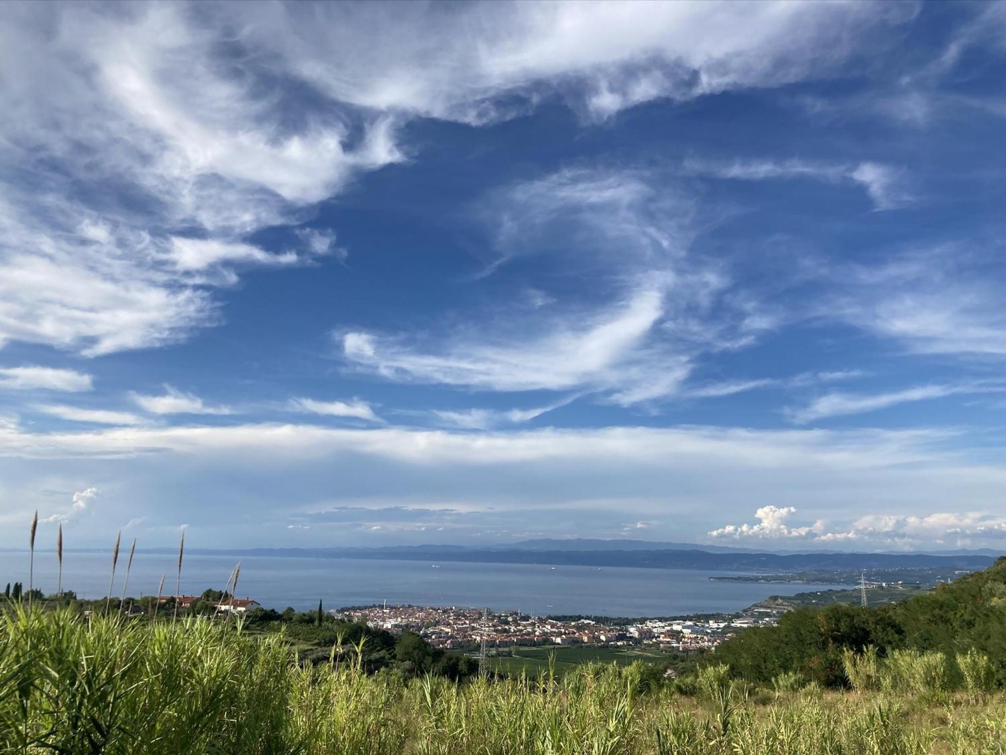 Apartments Colors Of Koper Where The Sea Is Near By Quarto foto