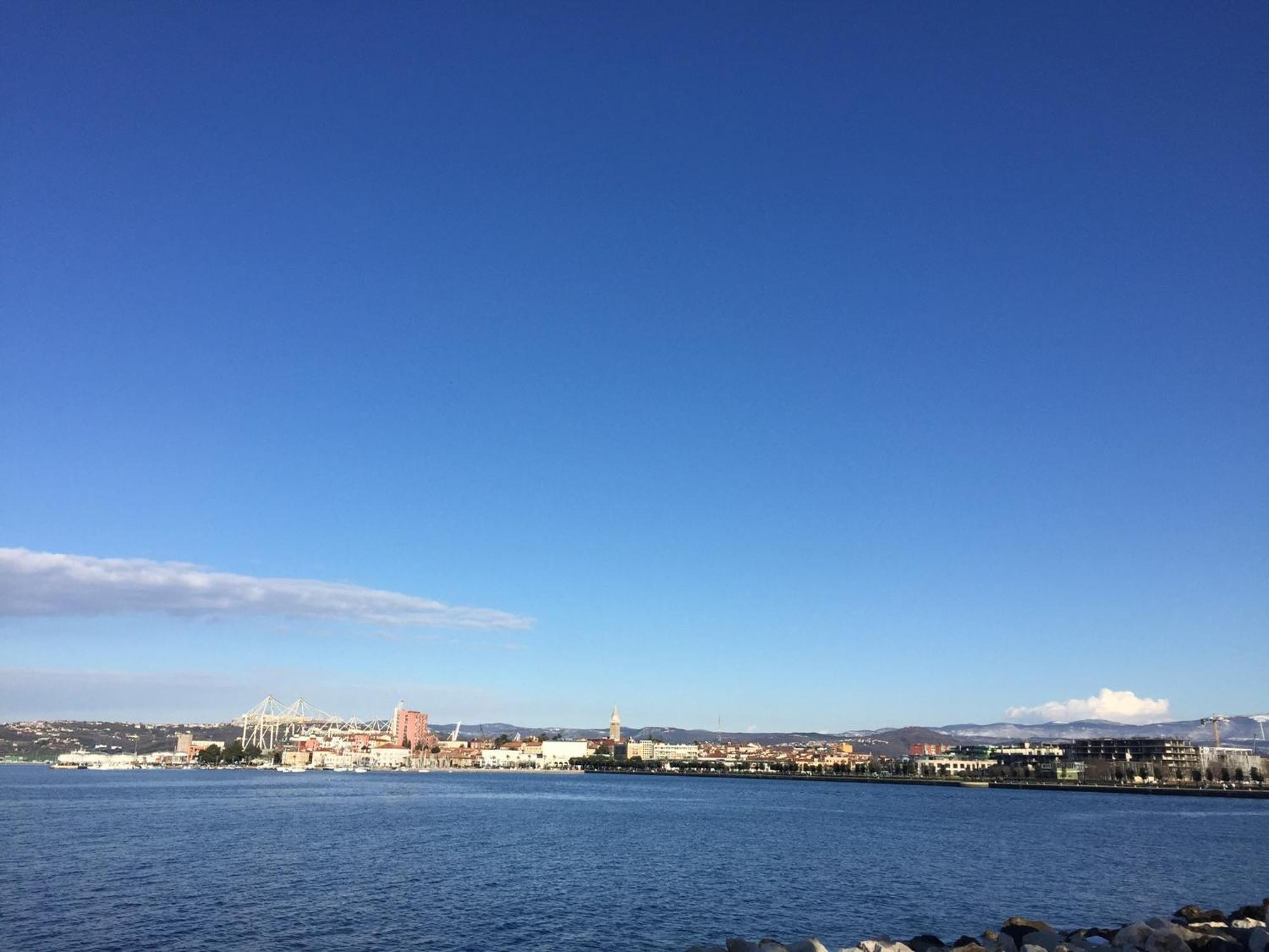 Apartments Colors Of Koper Where The Sea Is Near By Quarto foto